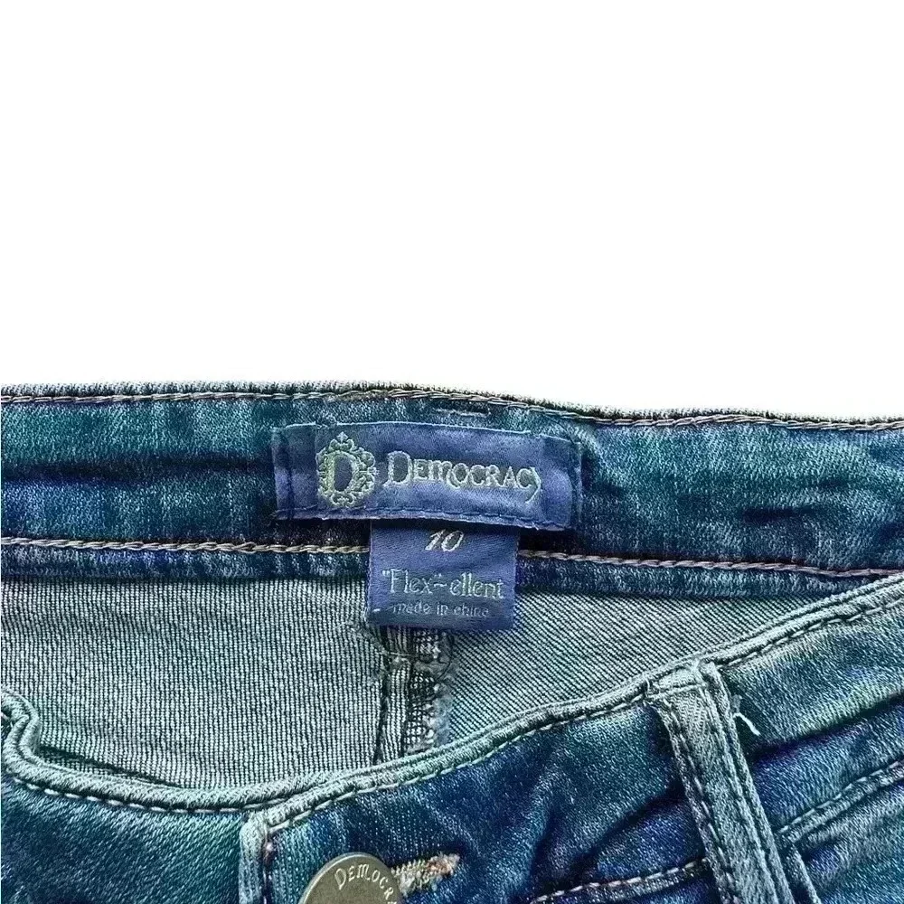 Democracy Flex-ellent Raw Hem Cropped Jeans Medium Wash Pearl Accents Women’s 10